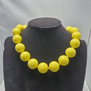 Ali Khan Yellow beaded necklace with magnetic clasp